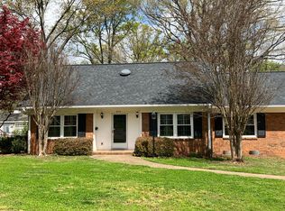 5216 Carriage Drive Cres, Charlotte, NC 28205