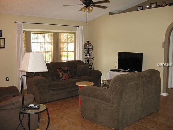 2nd image of 1046 Darlington Ct