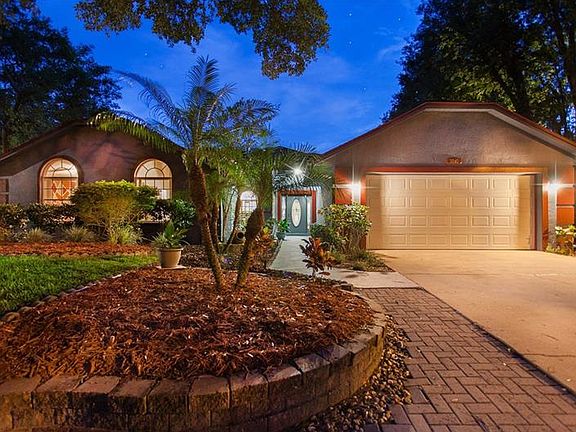2nd image of 1041 Willa Lake Cir