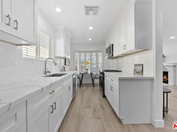 4243 W 58th Pl, Los Angeles, CA 90043