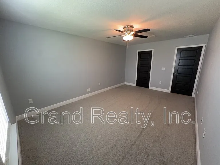 6264 Pineapple Dr — Photo 22