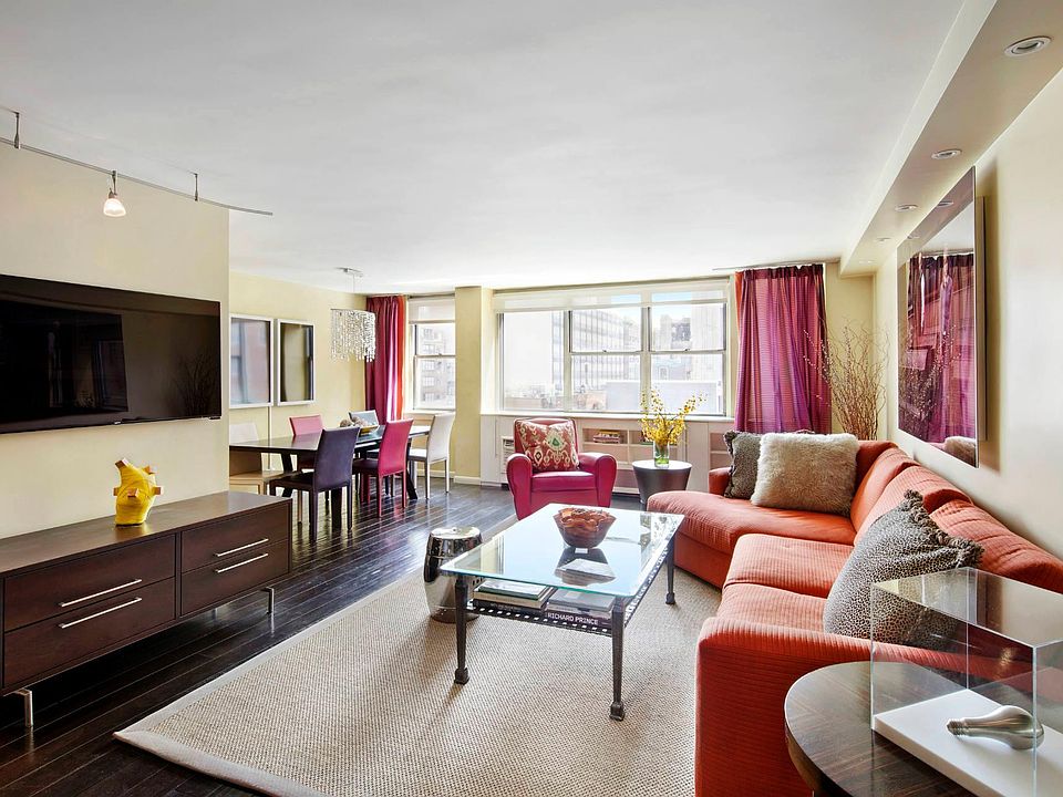 1st image of 32 Gramercy Park S APT 6G