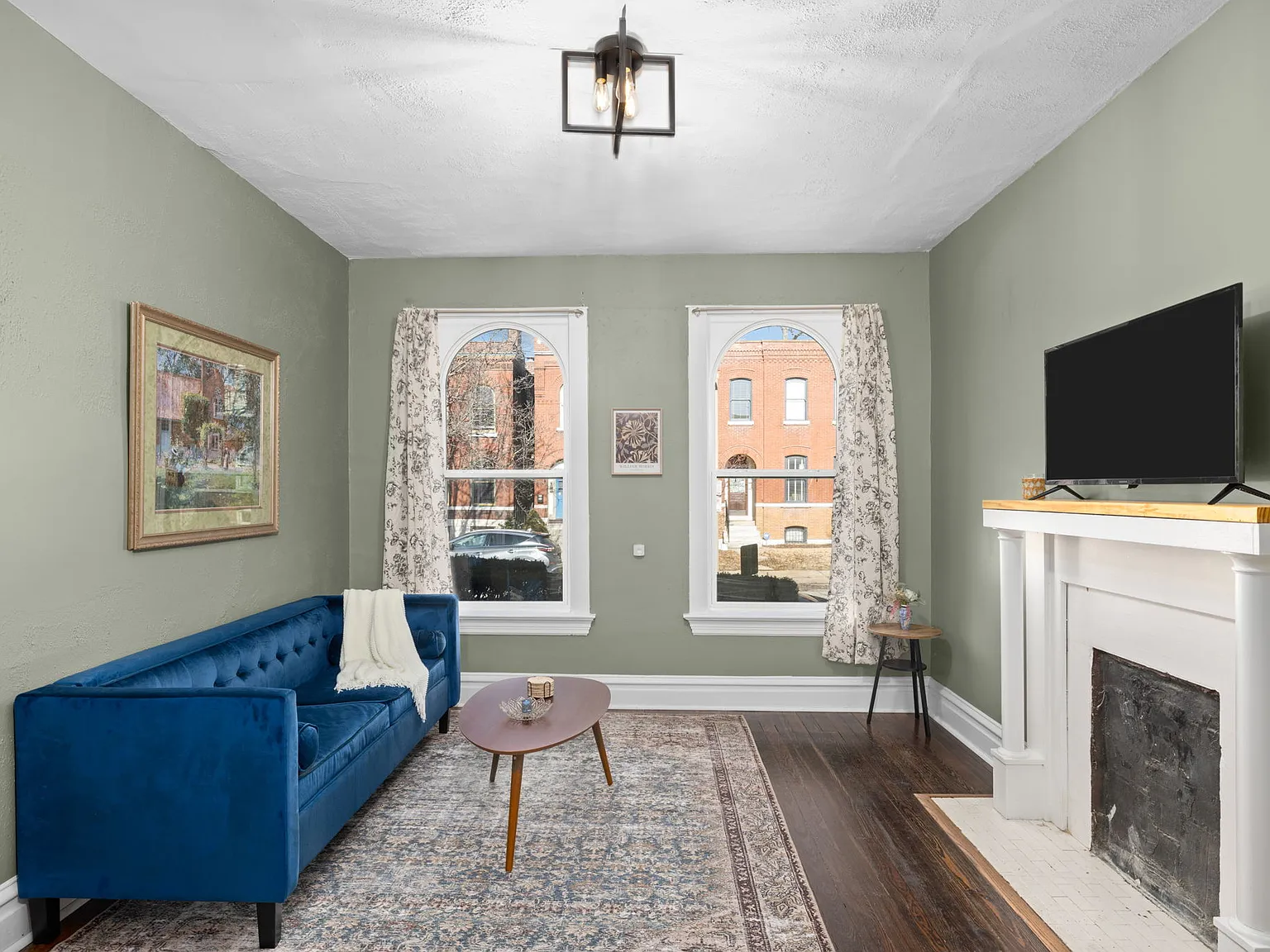 2 bed, 1000 sqft, $1,695 — Photo 4