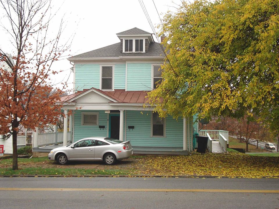 Unit A is on back side of house with parking in back