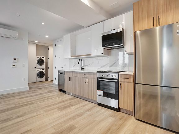 5th image of 1634 Church Ave #302