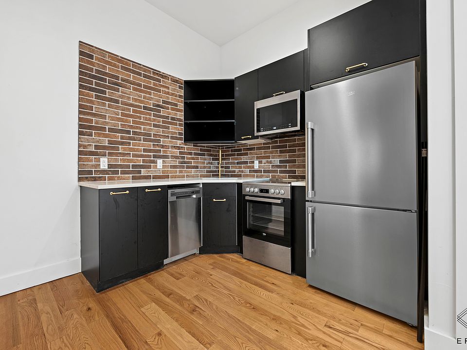 1st image of 101 Varet St