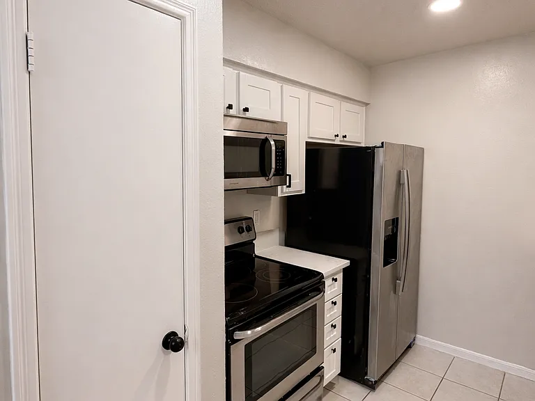 2125 Augusta Dr #484 — Photo 11