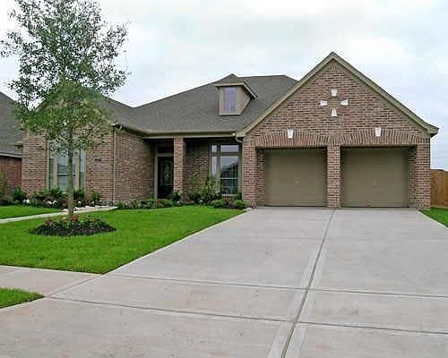 1st image of 2307 Trinity Manor Ln