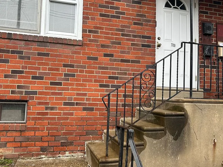 7339 Claridge Street — Photo 10