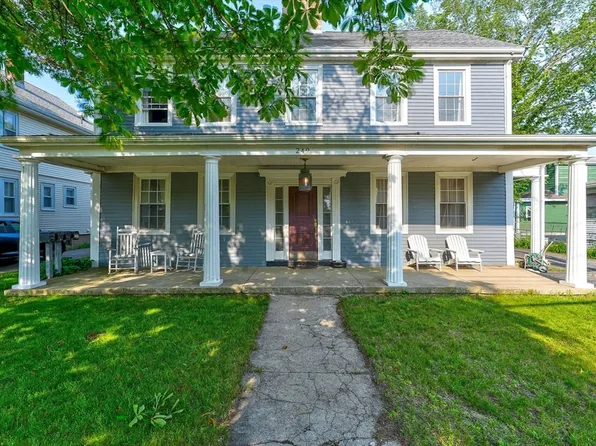 249 E Squantum St APT 2, Quincy, MA 02171