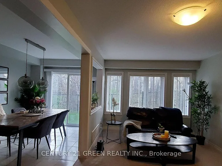 570 Linden Dr #27 — Photo 2