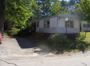 21 S Cranberry Ln, Rochester, NH 03867