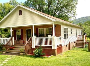 3870 Old Catawba Rd, Salem, VA 24153