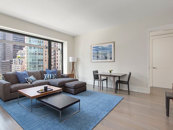 4th image of 301 E 50th St APT 11A