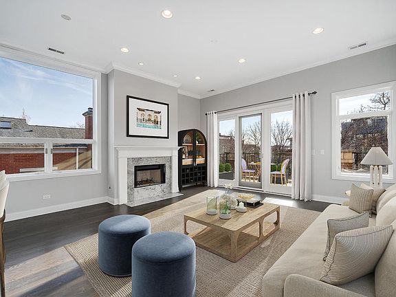 4th image of 2651 N Bosworth Ave #3