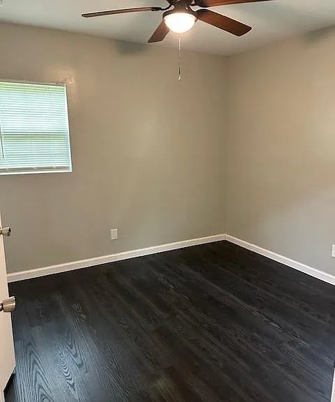 306 Grant Cir — Photo 5