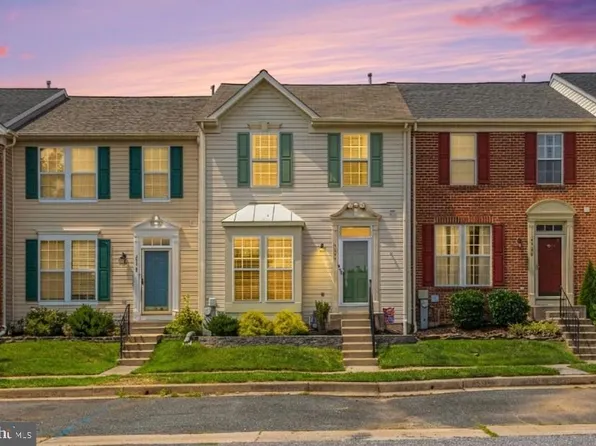 4544 Golden Meadow Dr, Perry Hall, MD 21128