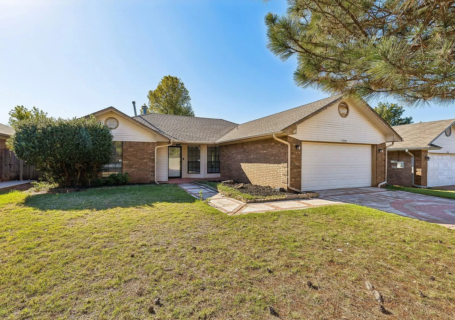 1708 Rocky Mountain Way — Photo 1