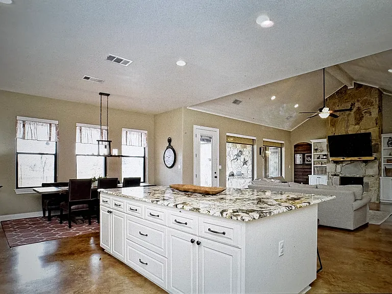 126 Pack Saddle Dr — Photo 14