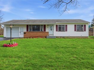 48 Landau Dr, Rochester, NY 14606