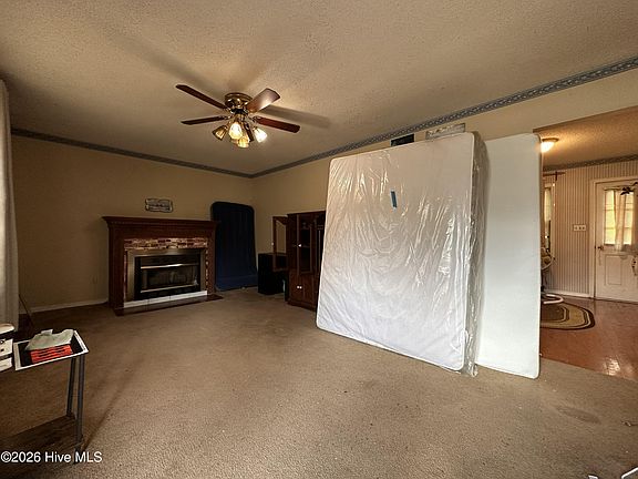 3rd image of 111 Lynn Court