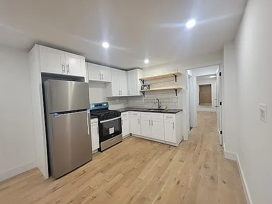 522 Putnam Ave #1C — Photo 1
