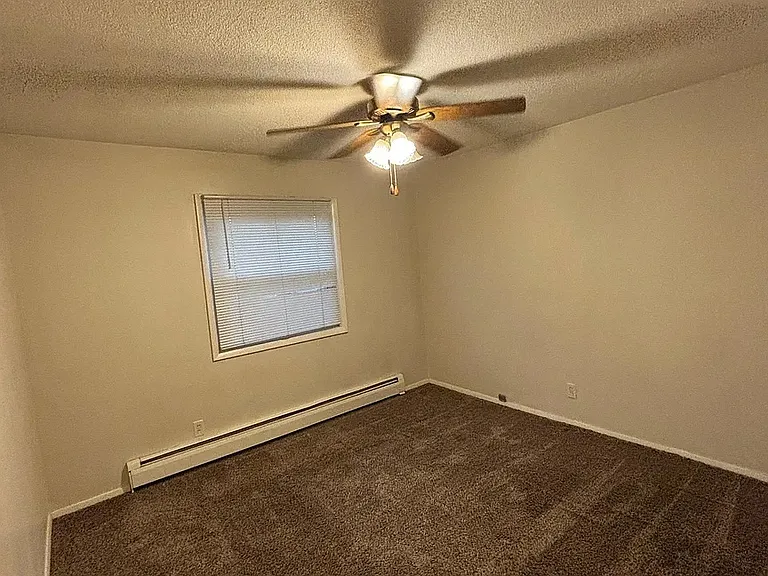 2131 Blairs Ferry Rd NE — Photo 1