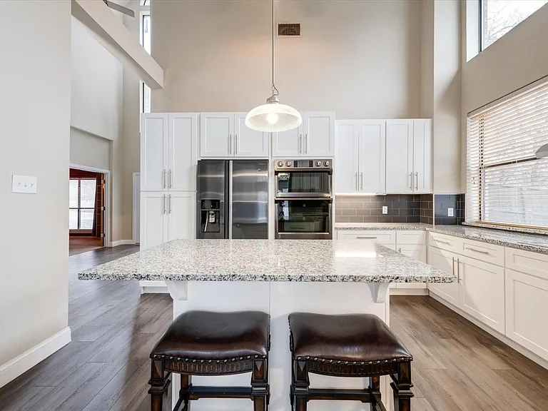 2420 Fawkes Ln — Photo 16