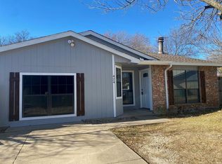 424 Justice Dr, Cedar Hill, TX 75104