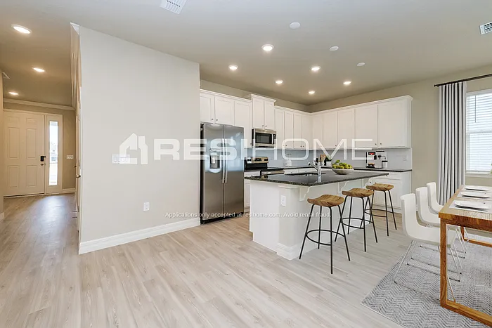 1695 Rookery Rd — Photo 3