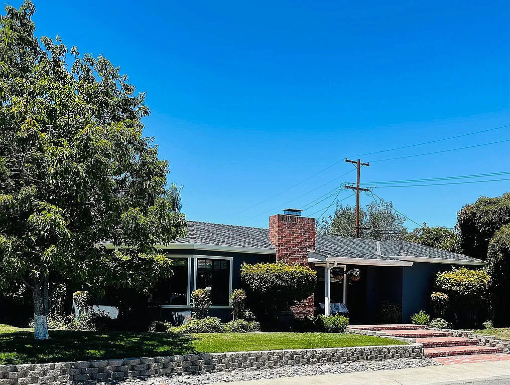 1535 Santa Maria Ave photo 1