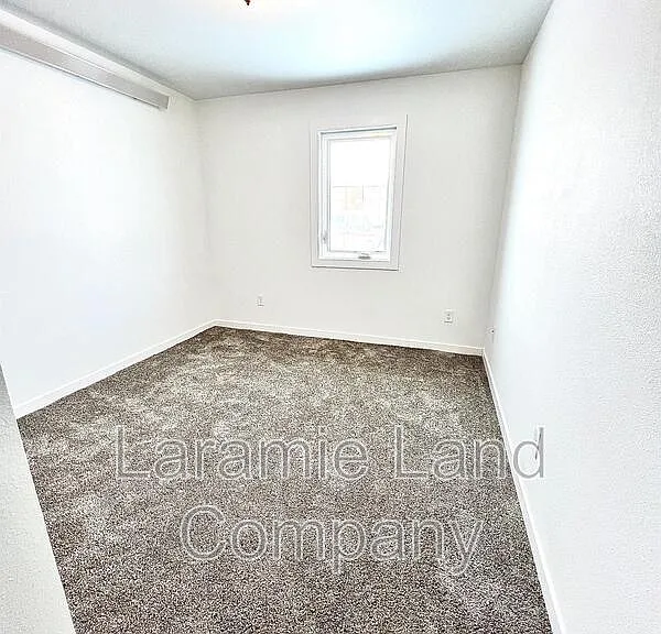 416 Hancock St #4 — Photo 5