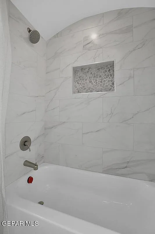 14309 Steve Joyce parkway - 1 — Photo 3