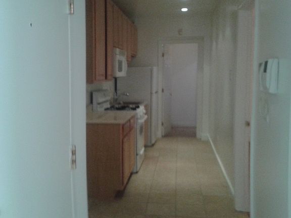 kitchen through to back