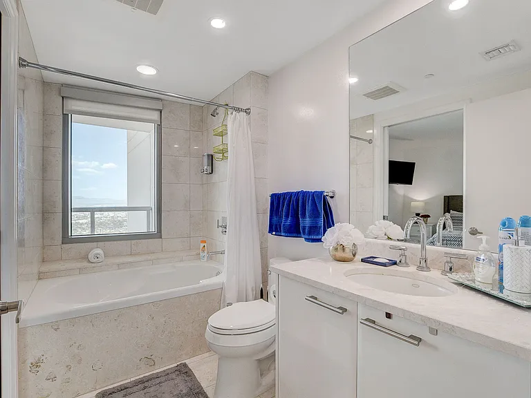 222 Karen Ave #4101 — Photo 30