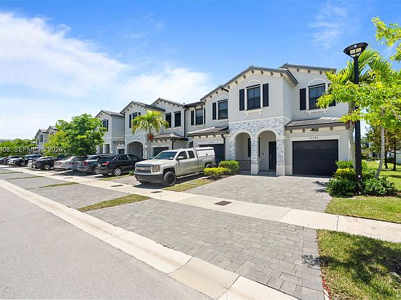 4th image of 13386 SW 287th St