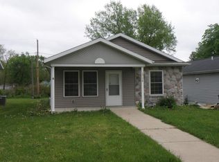1716 Elizabeth St, Elkhart, IN 46516