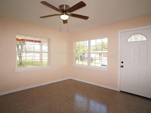 3rd image of 4505 26th Ave S