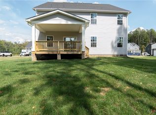 9535 Halifax Green Dr, Mechanicsville, VA 23116