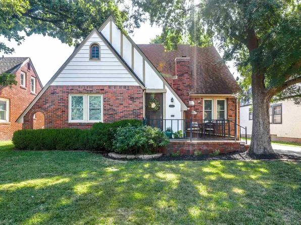 1424 N Woodland Ave, Wichita, KS 67203