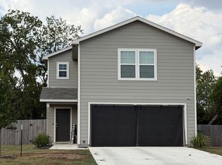1204 Rough Rdg, Seguin, TX 78155