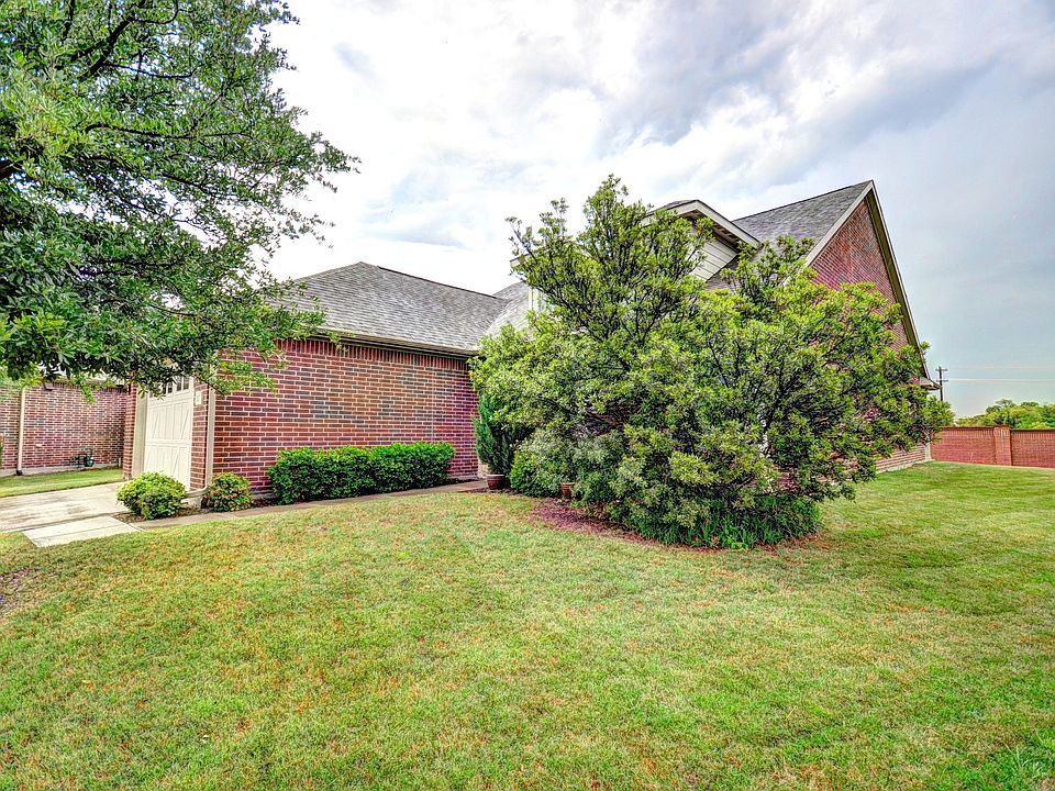1st image of 117 Byron Nelson Ct