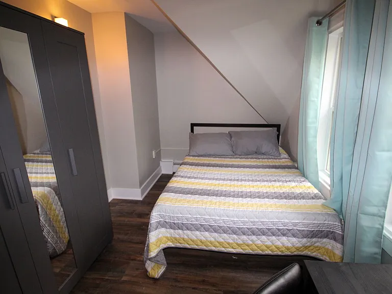 522 Stewart Ave — Photo 164