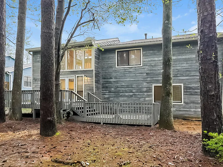 6826 Creekwood Dr — Photo 17