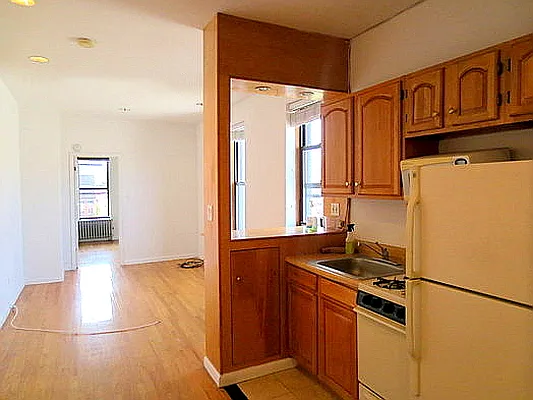 Rented by Union Square Property Management | media 6