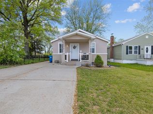 3672 Weber Rd, Saint Louis, MO 63125