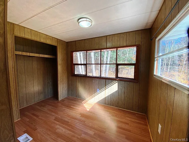 141 Gale Rd — Photo 12