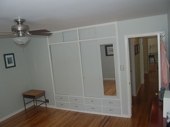 bedroom 1 (b)