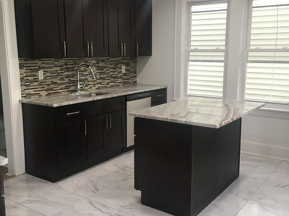 1st image of 13 Melville Pl