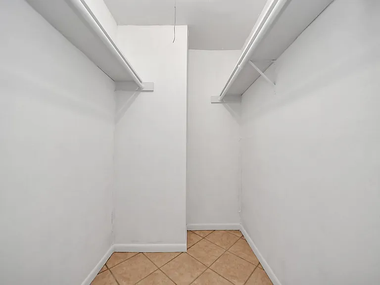 17331 Red Oak Dr #55 — Photo 1